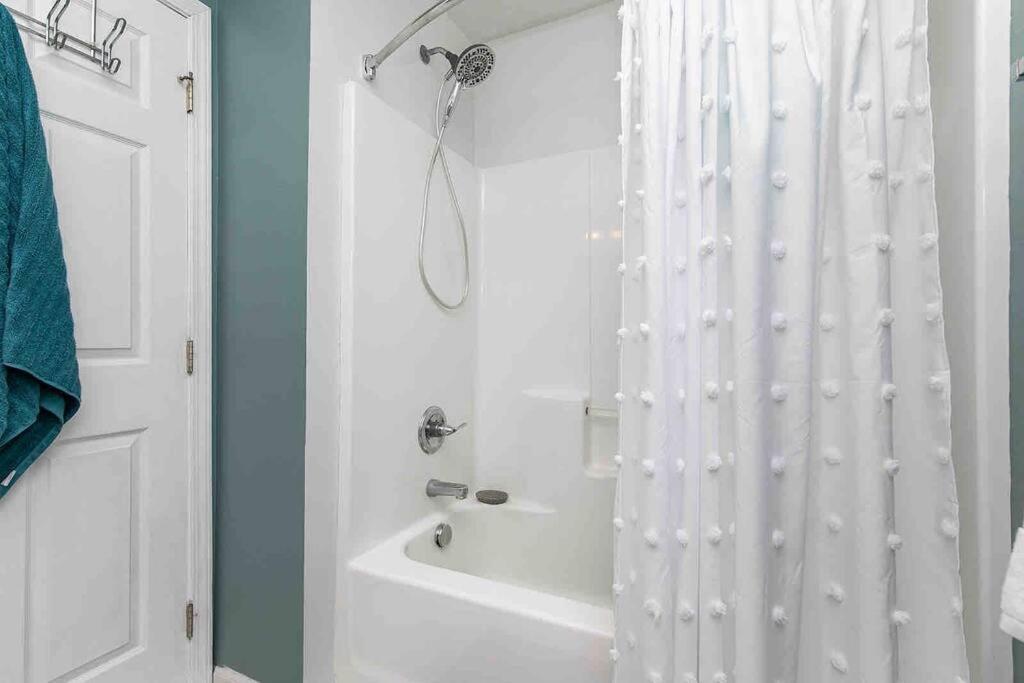 Family Friendly Home Close To Airport And Downtown Des Moines Extérieur photo