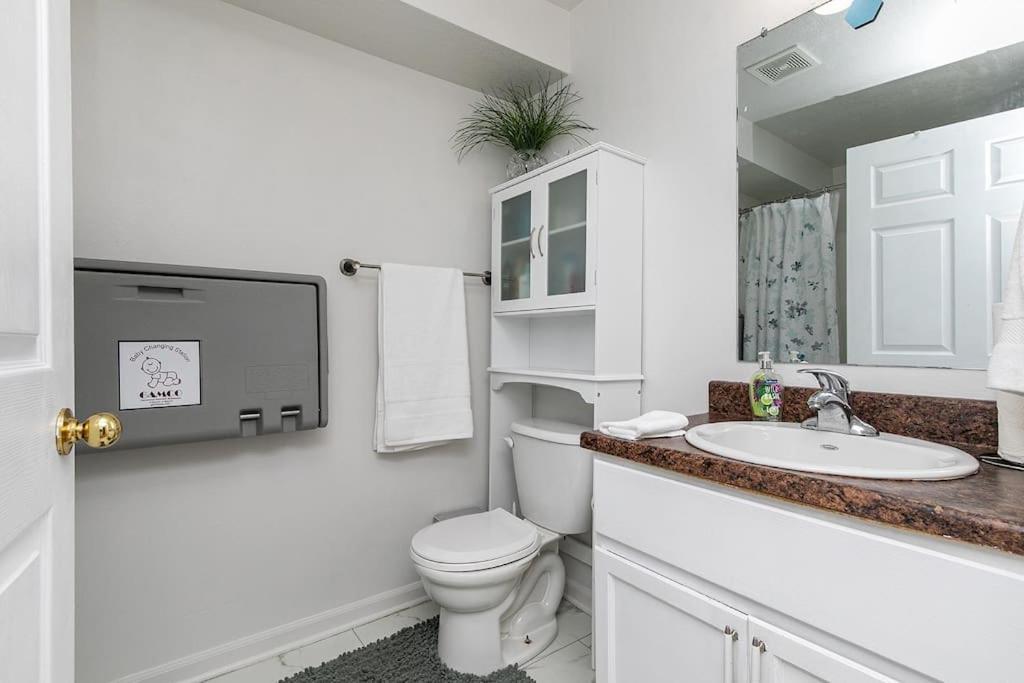 Family Friendly Home Close To Airport And Downtown Des Moines Extérieur photo