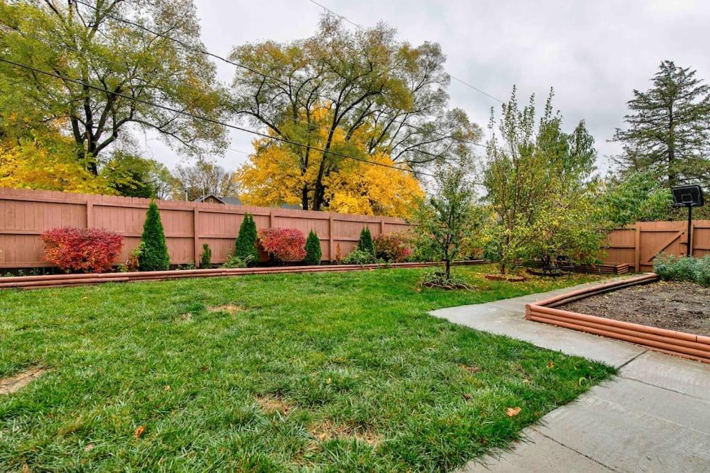 Family Friendly Home Close To Airport And Downtown Des Moines Extérieur photo